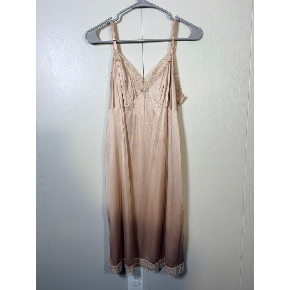 Vassarette Ombre Lace Trim Full Slip Dress Champagne Bronze Vtg Style Size 38